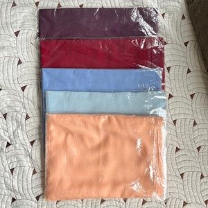 Bundle of lightweight Scarves